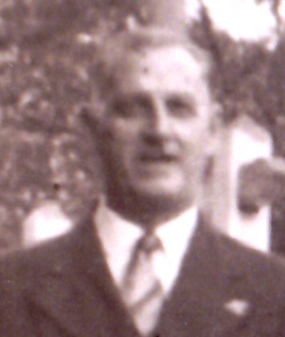 Photo of photos/Robert Duncan McLennan 1901-1964 portrait